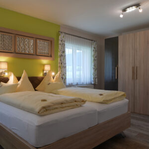 Zimmer 12 Bett
